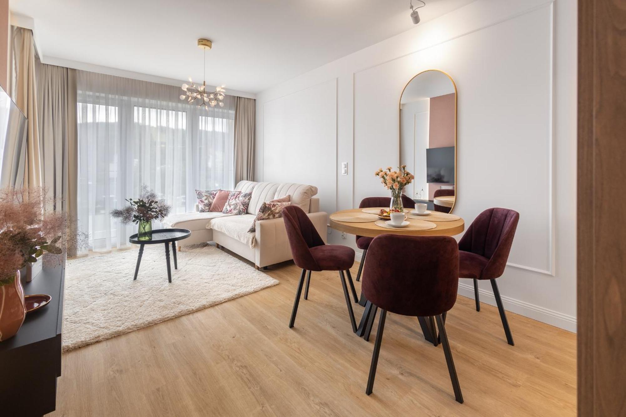 Cicha - Bezplatny Parking Apartment